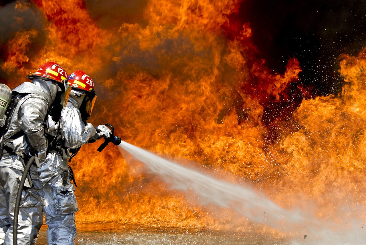 Che differenza c'è tra pompiere è vigile del fuoco?